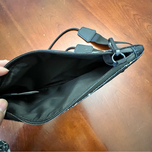 NEW Adidas x Disney Mickey Crossbody Zip Purse Bag Limited Edition Black 9x6”x1” - Picture 8 of 17